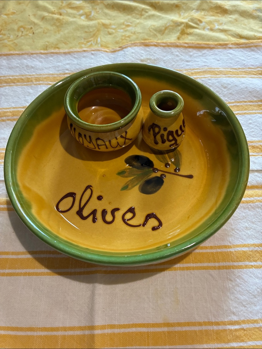 Vintage French Ceramic Olive Dish, 1980s. EC. No signs of use.  “Pits&ToothPicks